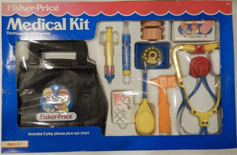 2010 72010 Fisher Price Medical Kit