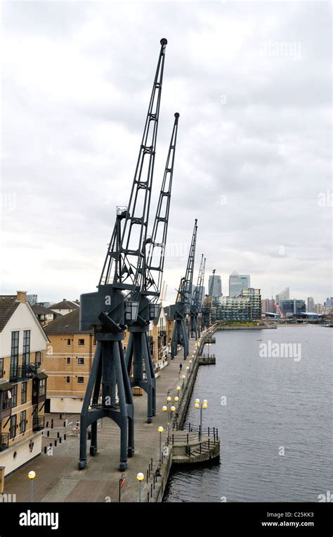 Docks Docklands Cranes Hi Res Stock Photography And Images Alamy