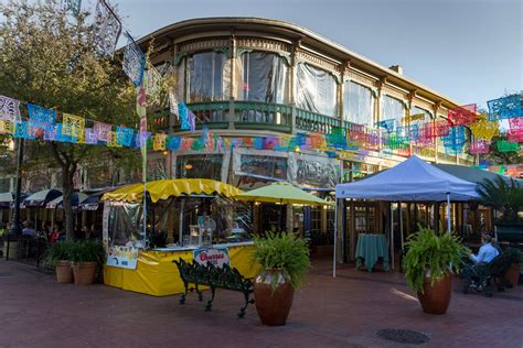 Historic Market Square - Amazing America