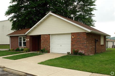 Maplewood Apartments - Apartments in Poca, WV | Apartments.com