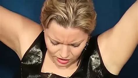 Blonde deutsche bedienstete wird in heißer BDSM outdoor action gefickt xHamster