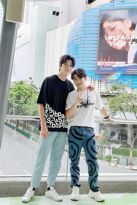 𖤐𝘮𝘮 𝘺𝘷𝘦𝘴 on Twitter Cute gay couples Thai drama Boyfriend wallpaper