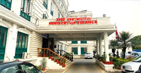 decision   ministry  finance  cut  percent   budget