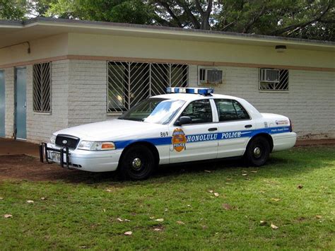 Honolulu Hi Police 869 Ford Cvpi Police Cars Honolulu Police Police