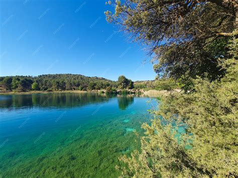 Premium Photo | Castilla la mancha parque natural de las lagunas de