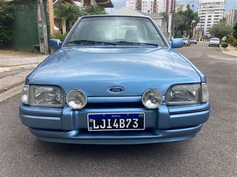 Escort XR3 1 8 A Estação Raridades reúne Carros antigos de todo o Brasil