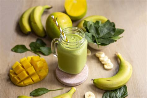 Mango Green Smoothie A Better Choice