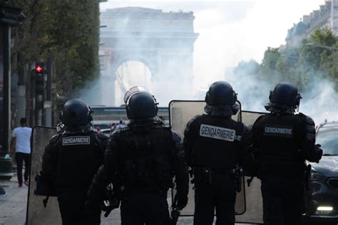 Scontri E Proteste In Francia Per Nahel Merzouk Cosa Sta Succedendo