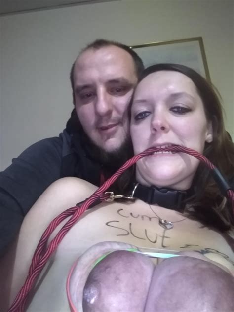 Rubber Bands Make Her Tits So Pretty Scrolller