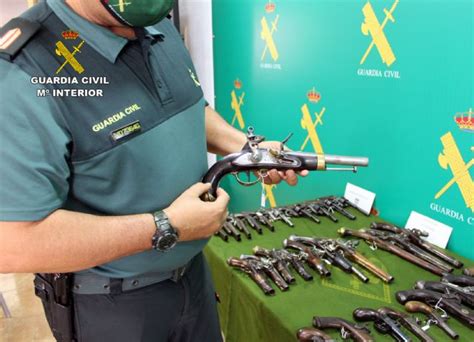 La Guardia Civil Se Incauta En Santomera De Armas De Fuego