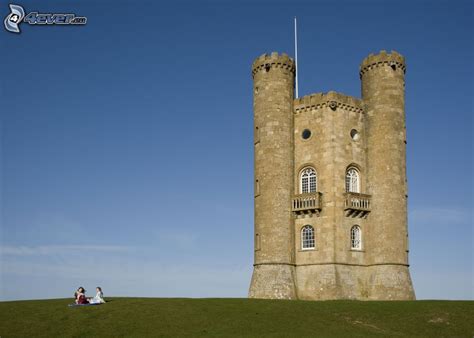 Broadway Tower