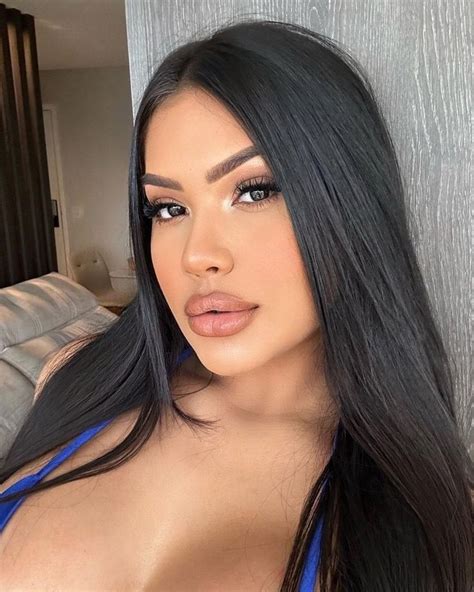 In Brunette Beauty Beautiful Face Love Hair