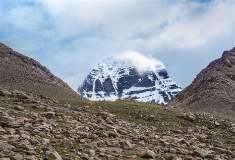 premium photo sacred mountain  tibet mount kailash