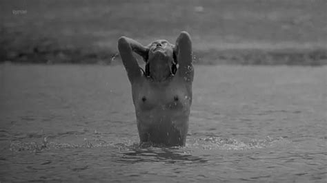 Nude Video Celebs Anne Brochet Nude Dust 2001