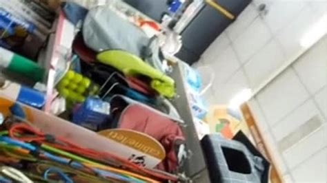 Flash See Bulge Store Milf Tnaflix