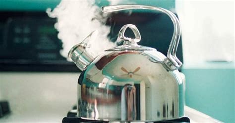 Сколько раз можно без последствий кипятить воду в чайнике?: masterok ...