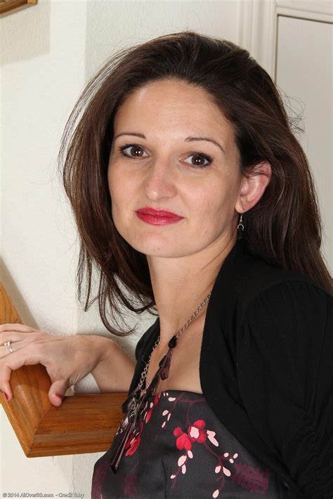 Hot Wife Strips Naked On Stairs Porn Pictures Xxx Photos Sex Images Pictoa