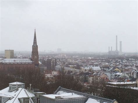 Snow in Munich | Paris skyline, Skyline, Paris