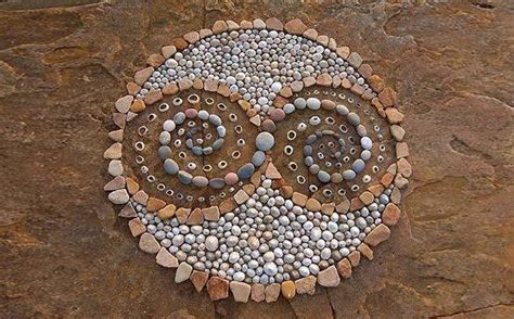 Obras De Arte Com Elementos Da Natureza - Artista usa elementos da natureza para criar obras de arte geométricas ...