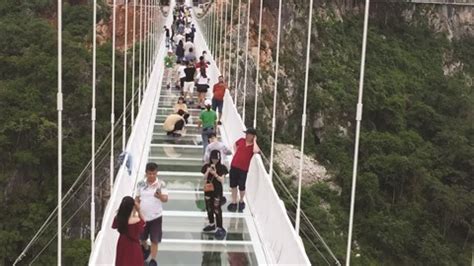 Môc Châu le pont en verre le plus long du monde