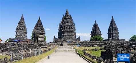 Yogyakarta Day Tour｜borobudur And Prambanan Temple｜indonesia Kkday