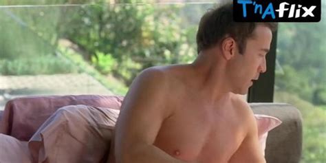 Constance Zimmer Lesbian Scene In Shameless Tnaflix