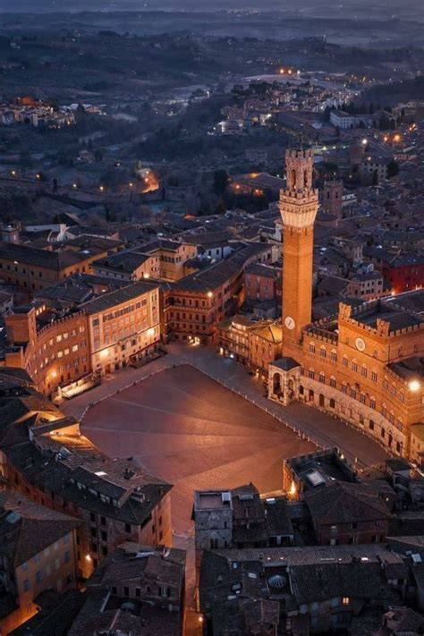 Piazza del Campo, Siena, Italy | Siena italy, Siena, Italy