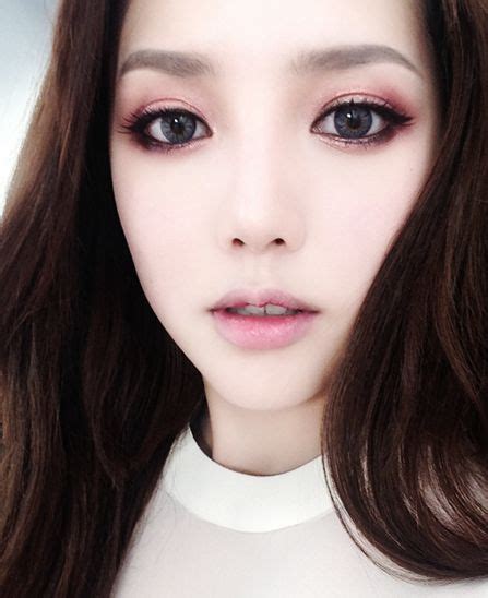 Park Hye Min Ulzzang 박혜민 포니 Korean makeup artist Pony beauty