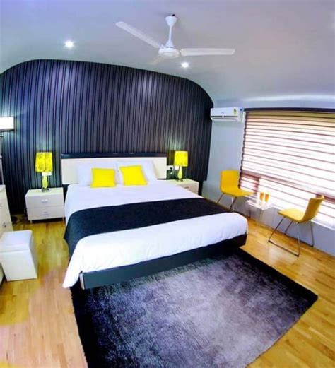 Luxury Houseboats in Alleppey | Kerala Boat House Booking