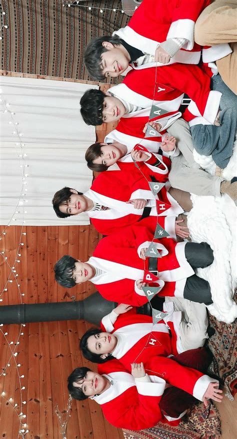 Pin By Kim Taehyung 30 💎 On Bts 방탄소년단 Bts Christmas Bts Bts Wallpaper