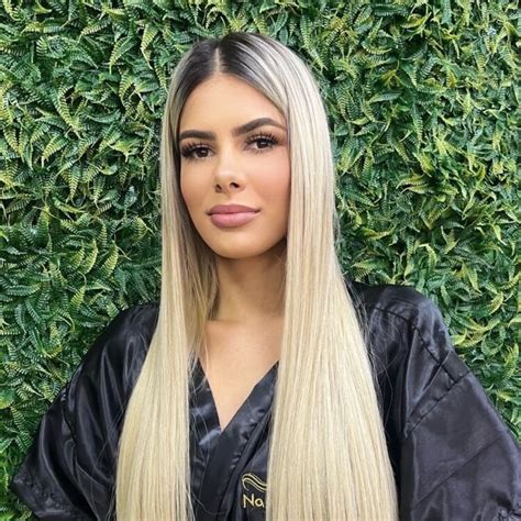 9 Hot Sexy Jaqueline Santos Bikini Pics