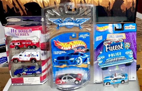Matchbox And Hot Wheels Police Cars Firetruck Ambulance Heroes Pack Times Square