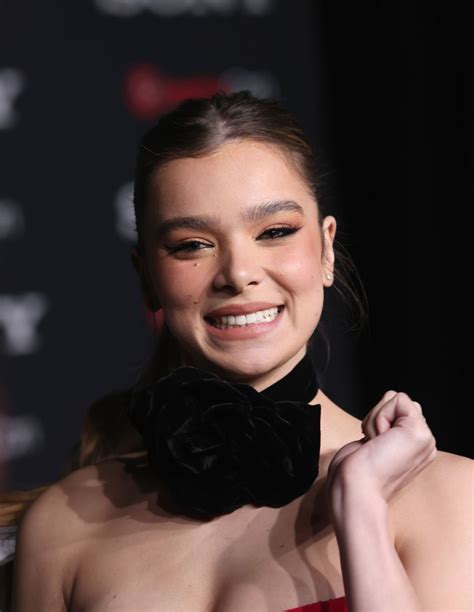 Hailee Steinfeld Cinemacon 2023 In Las Vegas 04 24 2023 • Celebmafia