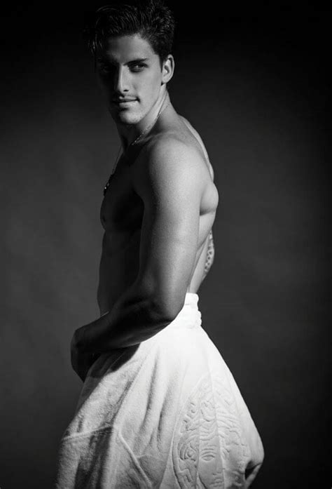 Didio Immortala Danilo Borgato Il Sensuale Omaggio A Gianni Versace Gay It