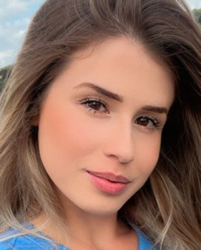 Aline Novak Model Page XVIDEOS