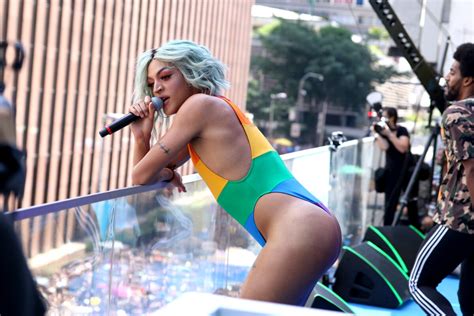 Foto O body usado por Pabllo Vittar é de uma coleção antiga e fez