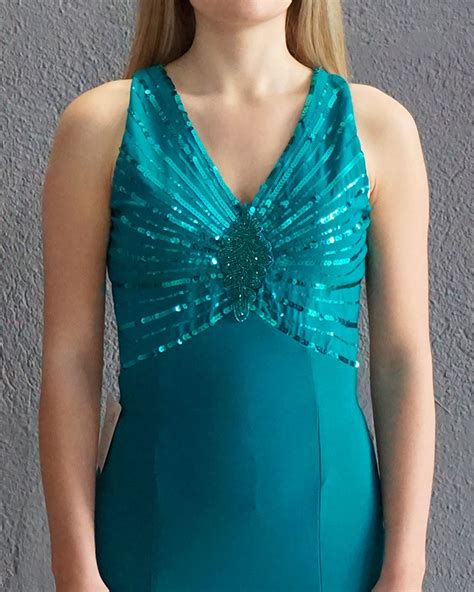 Vestido De Fiesta Corte Sirena De Crep Y Lentejuelas Aguamarina