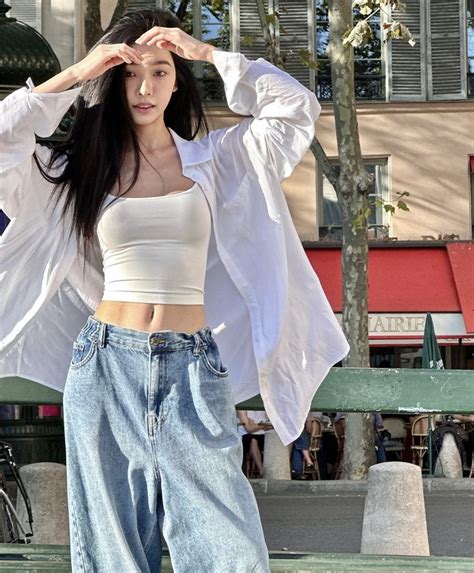 Khi 2 hot girl nổi tiếng Hàn Trung đụng độ Nhan sắc và khí chất có ngang tầm qua cam thường