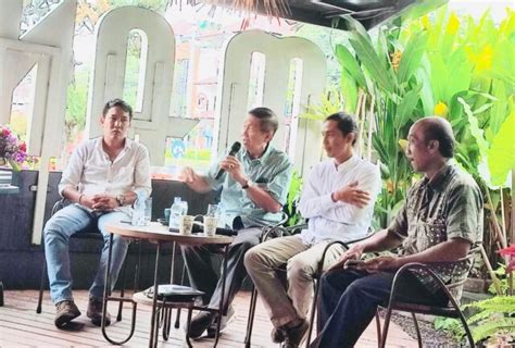 Dialog Dengan Komunitas Entrepreneur Milenial Dr Mangku Pastika M M