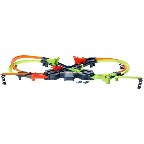 Hot Wheels Action Coffret Circuit de Crash Colossal motorisé fourni avec deux petites voitures
