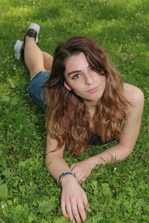 M S De Im Genes Gratis De Naked Girl Y Girl Pixabay