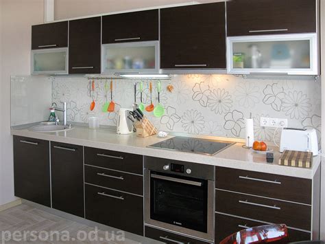 Рабочая стенка на кухню: 6 идей