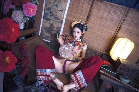 Chinese Girl In Traditional Clothes Man Qing Porn Pic