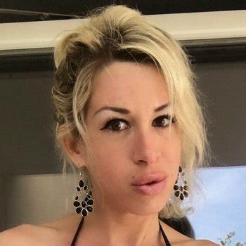 Manu Magnum Babe Page Watch This Pornstar On FreeOnes