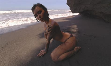 Secret Sexy Cove VR Porn Video VRPorn