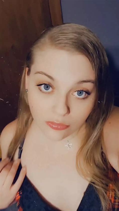 Zusammenstellung Sexy Bbw In Dessous Spielt Mit Kleinen M Psen Und Fetter Muschi Xhamster