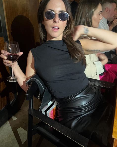 Rachel Bonnetta (@rachelbonnetta) • Instagram photos and videos