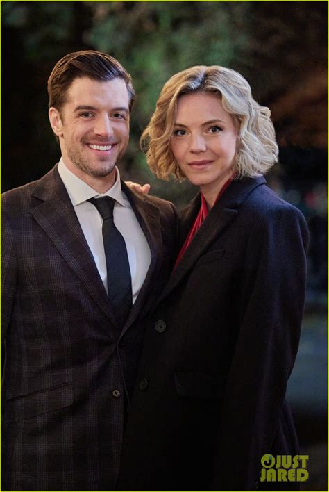 Eloise Mumford Gets Dan Jeannotte To Believe In The Magic Of Chocolate