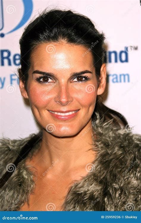 Angie Harmon Editorial Photo Image Of Hills Wilshire 25959236