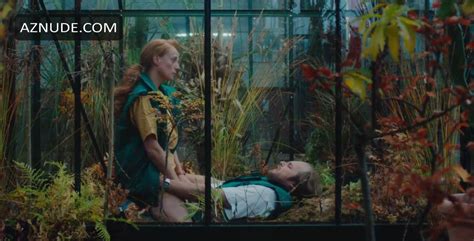 SYTSKE VAN DER STER Nude AZNude